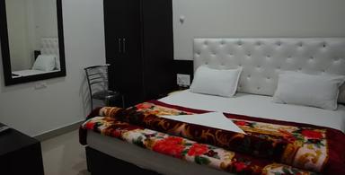 hotel room main image hotel room main image