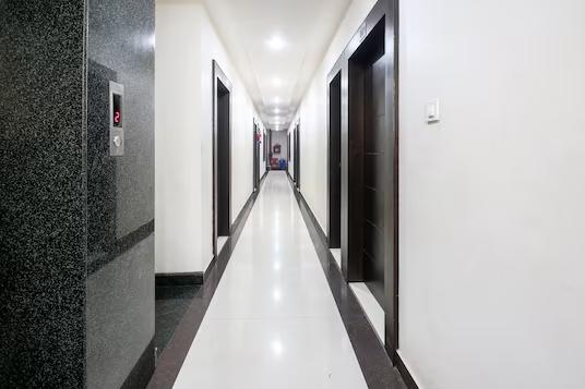 entry at hotel mahabir inn in mathura hotel_Image