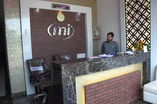reception at hotel mahabir inn in mathura hotel_Image