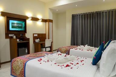 hotel room main image hotel room main image