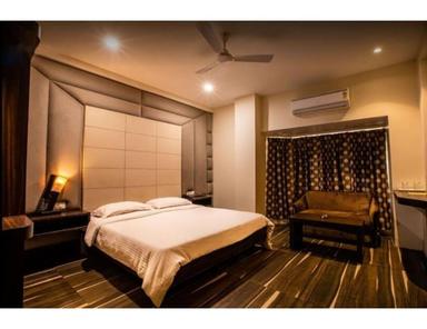 hotel room main image hotel room main image