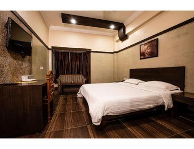 hotel room main image hotel room main image