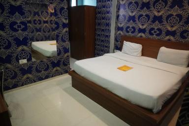 hotel room main image hotel room main image