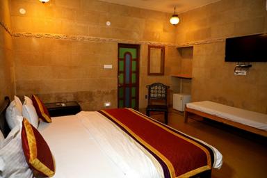 hotel room main image hotel room main image