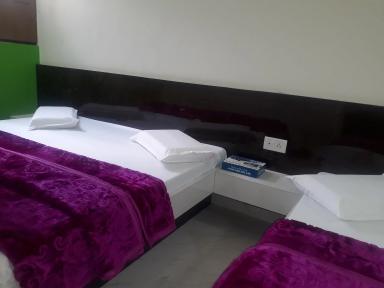 hotel room main image hotel room main image