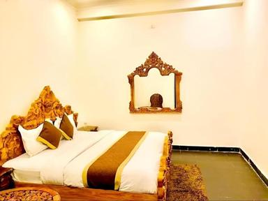 hotel room main image hotel room main image