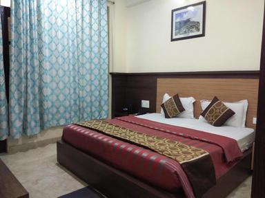 hotel room main image hotel room main image