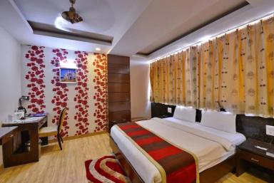 hotel room main image hotel room main image