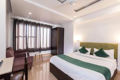 hotel room main image hotel room main image