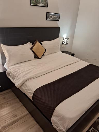 hotel room main image hotel room main image