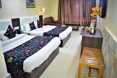 hotel room main image hotel room main image