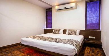 hotel room main image hotel room main image