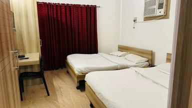 hotel room main image hotel room main image