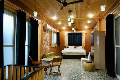 hotel room main image hotel room main image