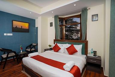 hotel room main image hotel room main image