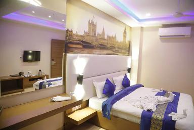 hotel room main image hotel room main image