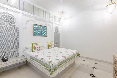 hotel room main image hotel room main image