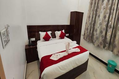 hotel room main image hotel room main image