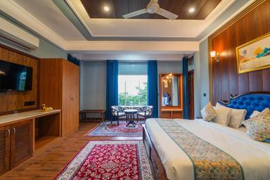 hotel room main image hotel room main image