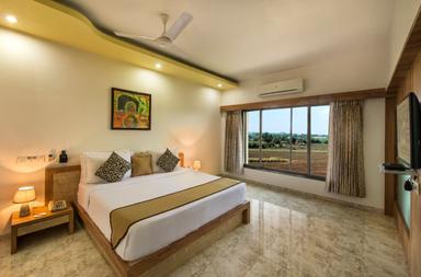 hotel room main image hotel room main image