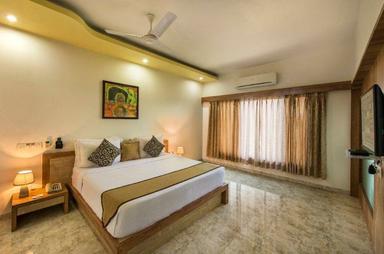 hotel room main image hotel room main image