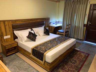 hotel room main image hotel room main image