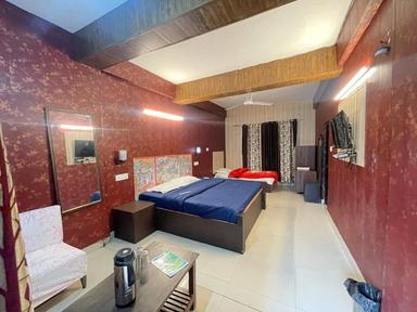 hotel room main image hotel room main image