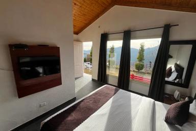 hotel room main image hotel room main image