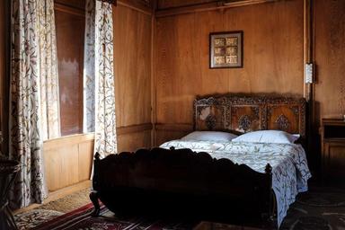 hotel room main image hotel room main image