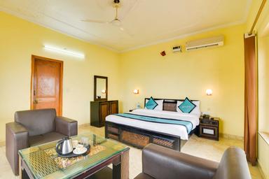 hotel room main image hotel room main image