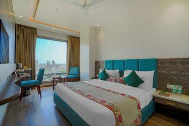 hotel room main image hotel room main image