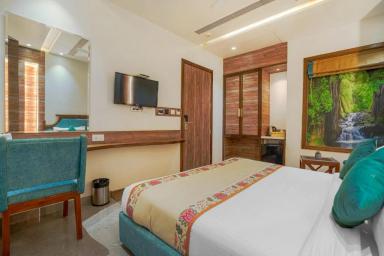 hotel room main image hotel room main image