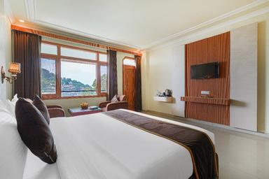 hotel room main image hotel room main image