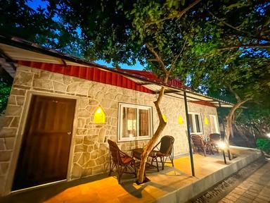 hotel room main image hotel room main image