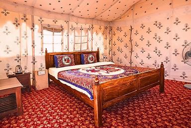 hotel room main image hotel room main image