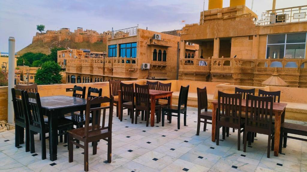 seating area at royal villa in Jaisalmer hotel_Image