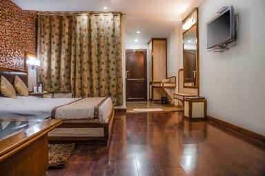 hotel room main image hotel room main image