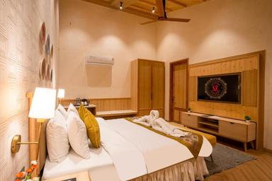 hotel room main image hotel room main image