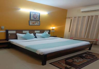 hotel room main image hotel room main image