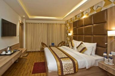 hotel room main image hotel room main image