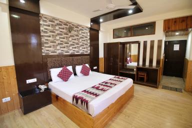 hotel room main image hotel room main image