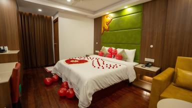 hotel room main image hotel room main image