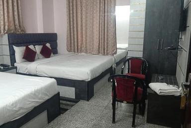 hotel room main image hotel room main image