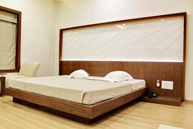 hotel room main image hotel room main image