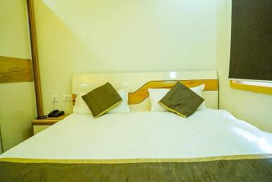 hotel room main image hotel room main image