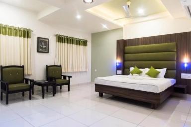 hotel room main image hotel room main image