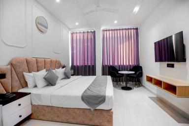 hotel room main image hotel room main image