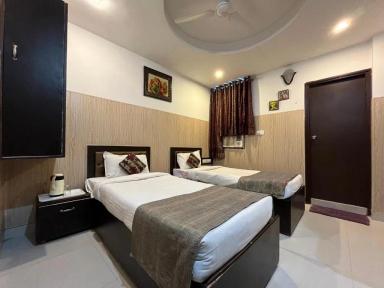 hotel room main image hotel room main image