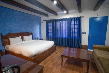 hotel room main image hotel room main image