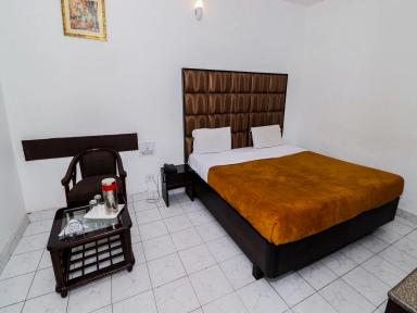 hotel room main image hotel room main image